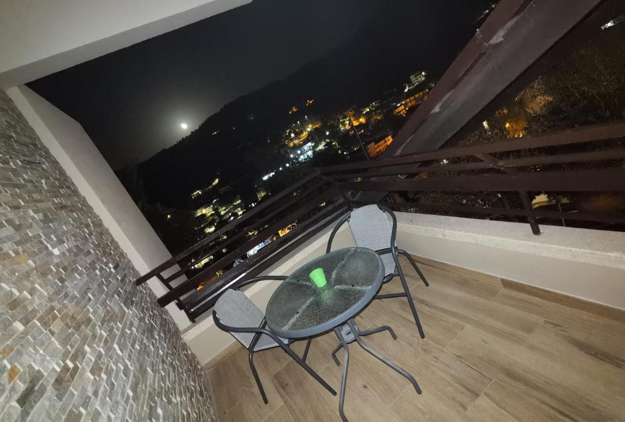 Appartamento Kakopetria Heights Esterno foto